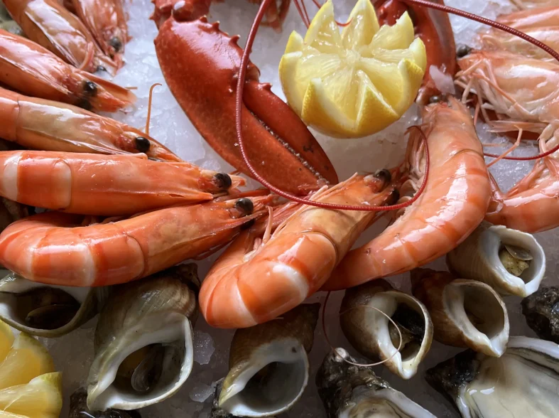 Un homard Pierrot Coquillages.