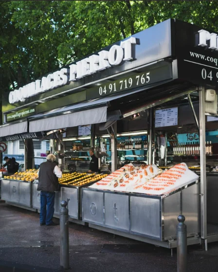 Le kiosque Pierrot Coquillages à Marseille.